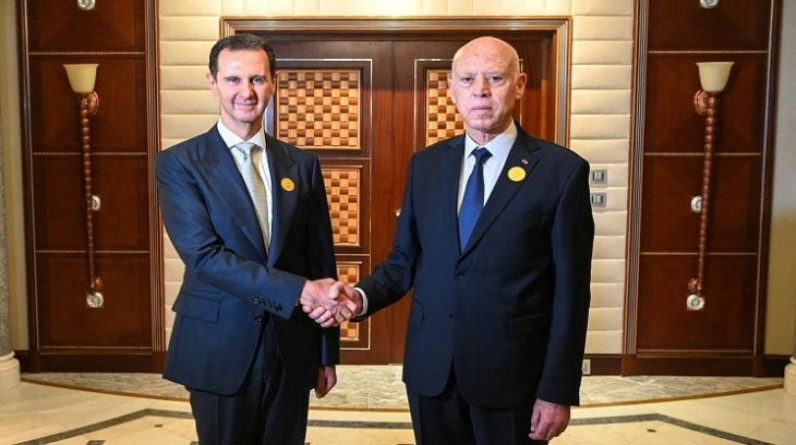 أول لقاءات الأسد على هامش القمة العربية مع الرئيس التونسي.. والمرزوقي: ضد المطبّعين مع أكبر سفّاح